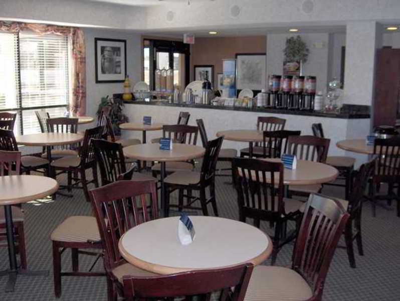 Baymont By Wyndham Thornton Hotel Restoran foto