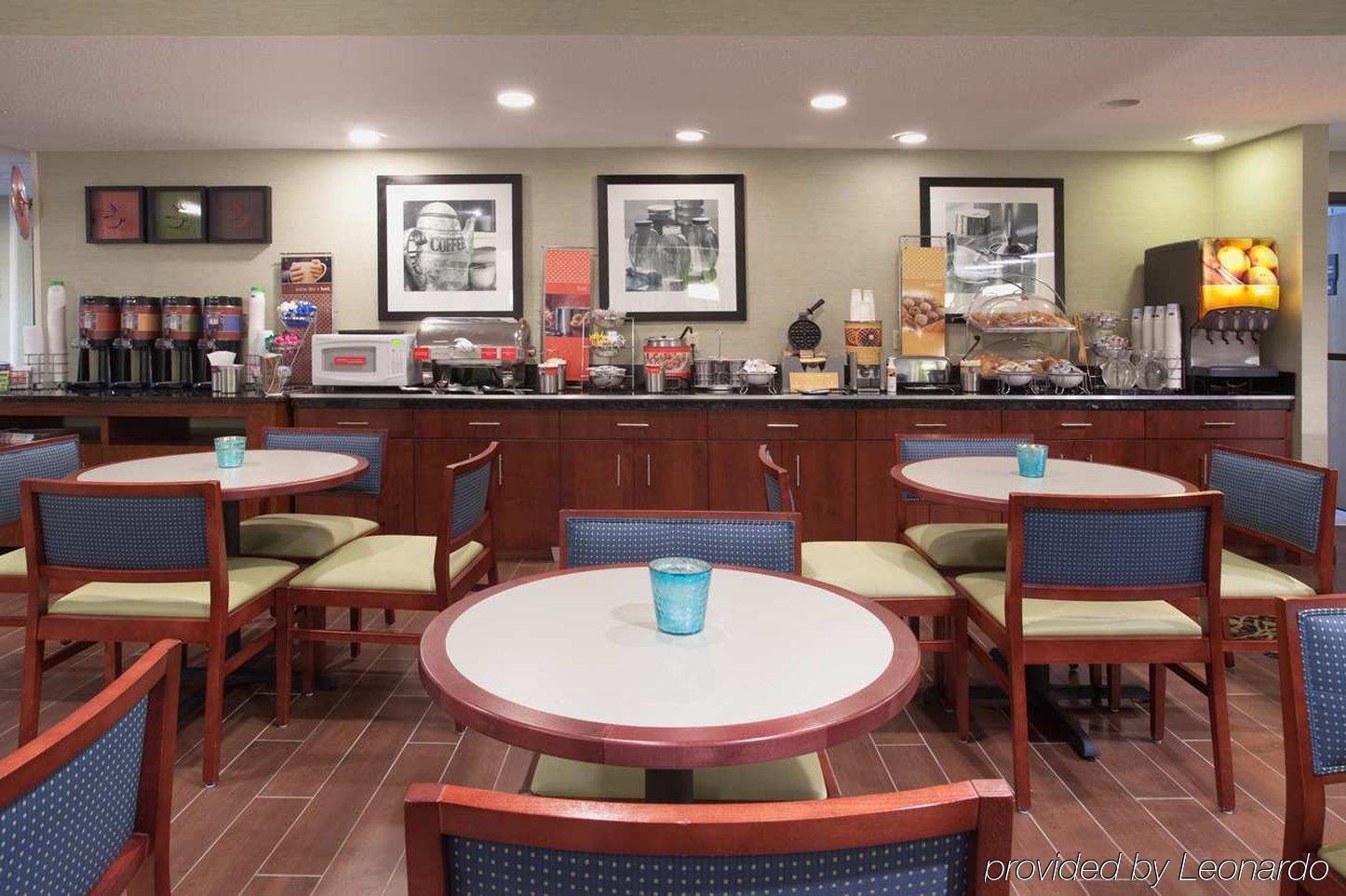 Baymont By Wyndham Thornton Hotel Bagian luar foto