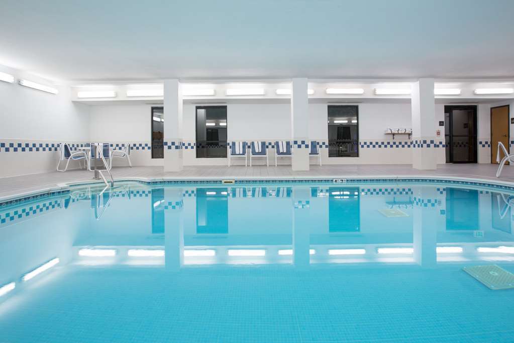 Baymont By Wyndham Thornton Hotel Fasilitas foto