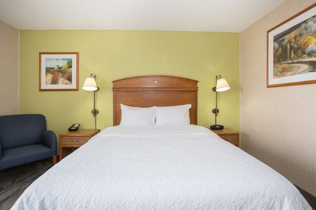 Baymont By Wyndham Thornton Hotel Ruang foto